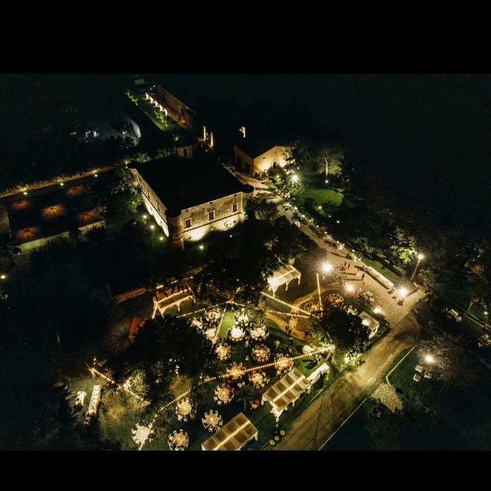 Tenute Ferrocinto, una location esclusiva per matrimoni in Calabria con vigneti e viste panoramiche.