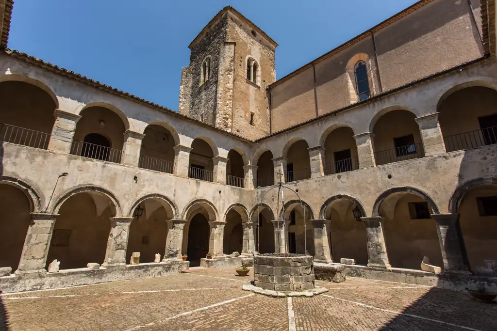 Cloister of the Dominican Convent, part of the Civic Museum of Altomonte, ideal for cultural visits and weddings.